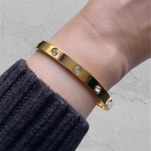 Diamond love bracelet gold