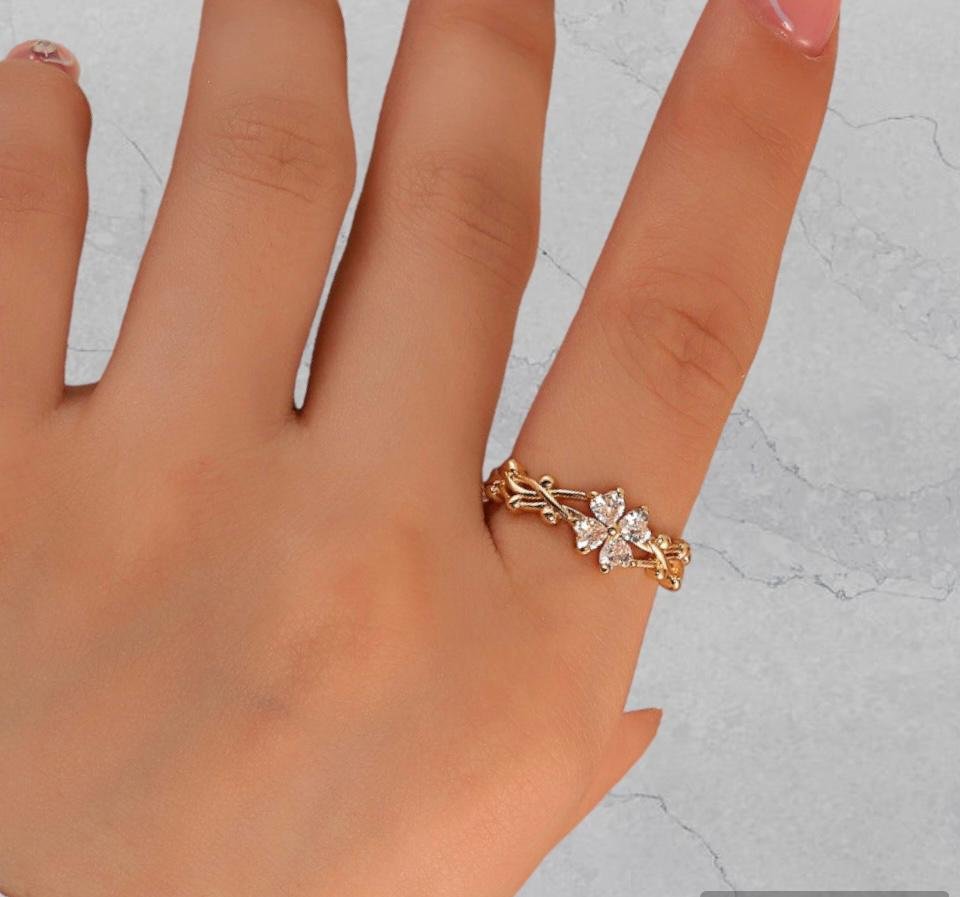 Shallie ring ..
