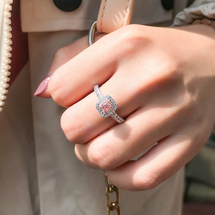 Liyana ring